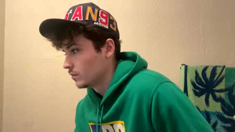 Snapshot of yungstudbev chatting on 02.10.25 yungstudbev online show from 02.10.25