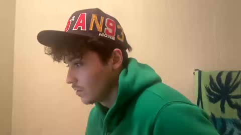 Snapshot of yungstudbev chatting on 02.11.25 yungstudbev online show from 02.11.25