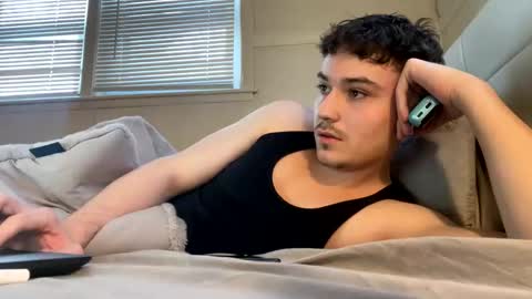 yungstudbev online show from 02.25.25