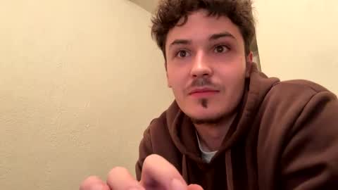 Snapshot of yungstudbev chatting on 09.27.25 yungstudbev online show from 09.27.25