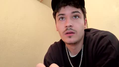 yungstudbev online show from 10.09.25