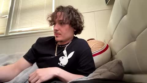 yungstudbev online show from 04.12.26