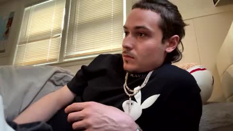 yungstudbev online show from 04.13.26