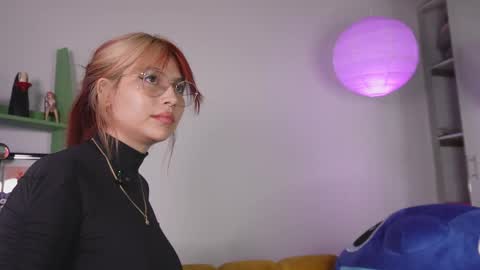 Snapshot of yunorose_ chatting on 12.19.25 yunorose_ online show from 12.19.25