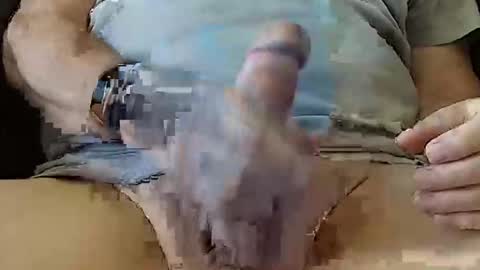 Snapshot of yuppers98 chatting on 11.23.25 Yuppers98 online show from 11.23.25