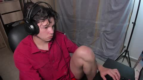 Snapshot of yurii_moody chatting on 12.14.24 yurii_moody online show from 12.14.24