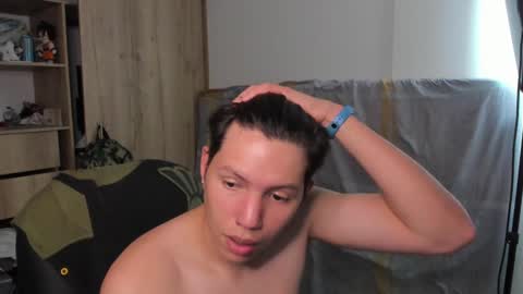 Snapshot of yurii_moody chatting on 02.06.25 yurii_moody online show from 02.06.25