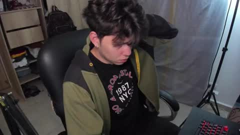 Snapshot of yurii_moody chatting on 02.12.25 yurii_moody online show from 02.12.25