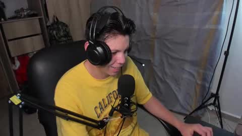 Snapshot of yurii_moody chatting on 03.12.25 yurii_moody online show from 03.12.25