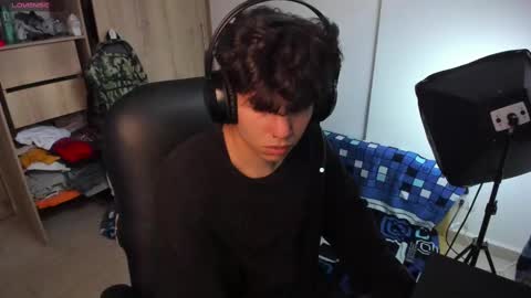 Snapshot of yurii_moody chatting on 09.19.25 yurii_moody online show from 09.19.25