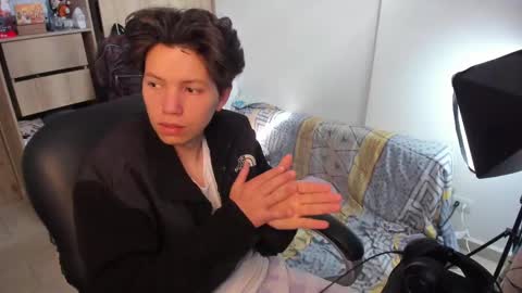 Snapshot of yurii_moody chatting on 10.23.25 yurii_moody online show from 10.23.25