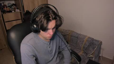 Snapshot of yurii_moody chatting on 11.20.25 yurii_moody online show from 11.20.25