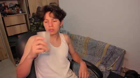 Snapshot of yurii_moody chatting on 11.24.25 yurii_moody online show from 11.24.25