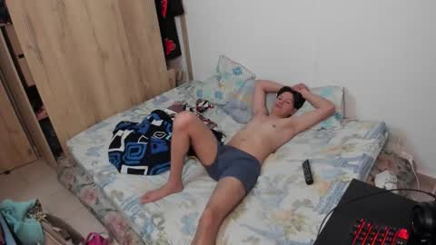 Snapshot of yurii_moody chatting on 12.22.25 yurii_moody online show from 12.22.25