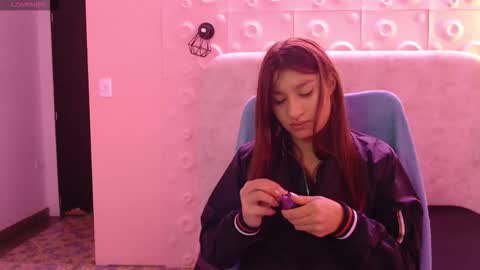 Snapshot of yuyis_15 chatting on 01.13.26 YUYIS online show from 01.13.26