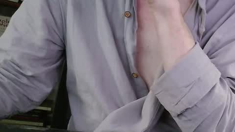 Snapshot of yvanbonar181018 chatting on 09.18.25 yvanbonar181018 online show from 09.18.25