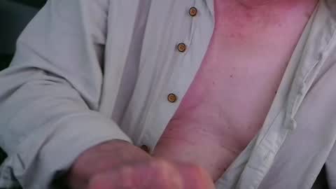 Snapshot of yvanbonar181018 chatting on 09.27.25 yvanbonar181018 online show from 09.27.25