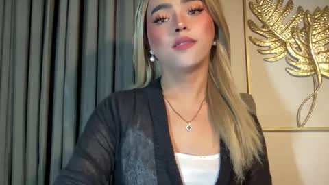 Miss Cali online show from 12.06.24