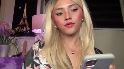 Snapshot of yvonne_guidotti chatting on 09.26.25 Miss Cali online show from 09.26.25