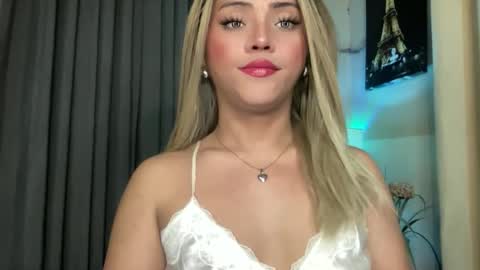 Snapshot of yvonne_guidotti chatting on 01.14.26 Miss Cali online show from 01.14.26