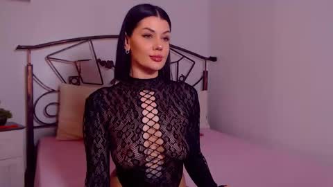 I V Y   online show from 02.28.26