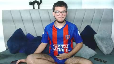 Zack  online show from 10.11.25