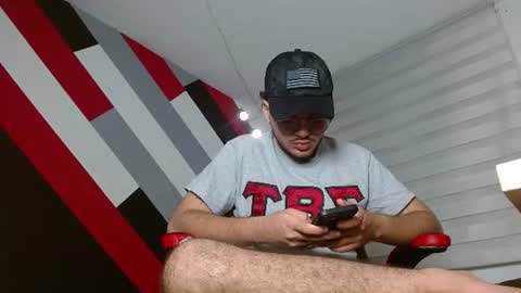 Snapshot of zac_golden chatting on 06.19.26 Zack online show from 06.19.26