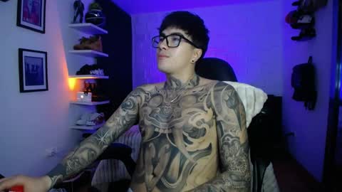 zac_muller1 online show from 04.26.26