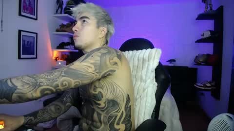 zac_muller1 online show from 06.14.26