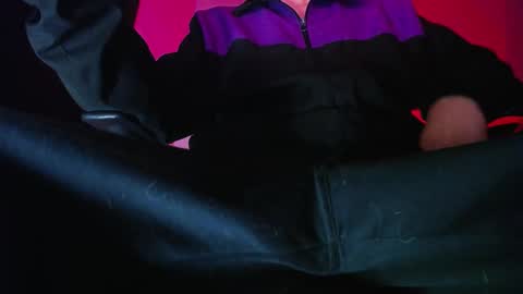 Snapshot of zac_watson chatting on 11.21.25 Zac Freelance model online show from 11.21.25