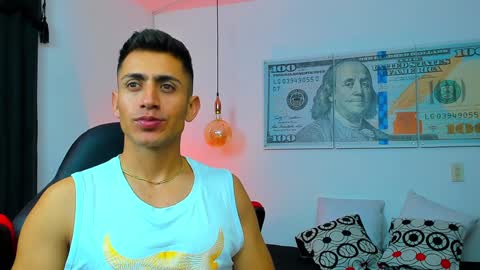 Snapshot of zachpri20 chatting on 12.16.24 zachpri20 online show from 12.16.24