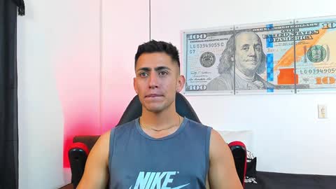 Snapshot of zachpri20 chatting on 12.18.24 zachpri20 online show from 12.18.24