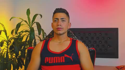 Snapshot of zachpri20 chatting on 12.05.25 zachpri20 online show from 12.05.25