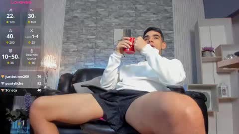 Snapshot of zack_joness10 chatting on 07.16.26 zack_joness10 online show from 07.16.26
