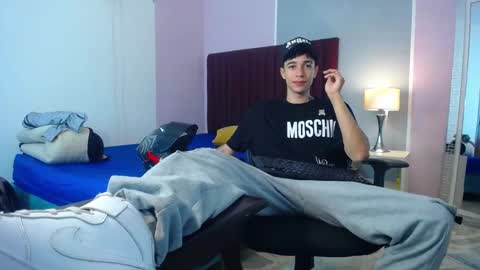 zack online show from 01.04.25