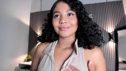 Snapshot of zafiiraa chatting on 02.07.26 zafira online show from 02.07.26