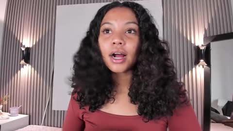 Snapshot of zafiiraa chatting on 03.18.26 zafira online show from 03.18.26