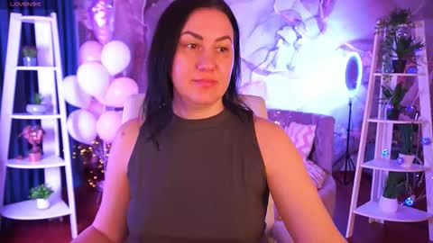 Snapshot of zafiramoonn chatting on 02.20.26 Zafiramoonn online show from 02.20.26