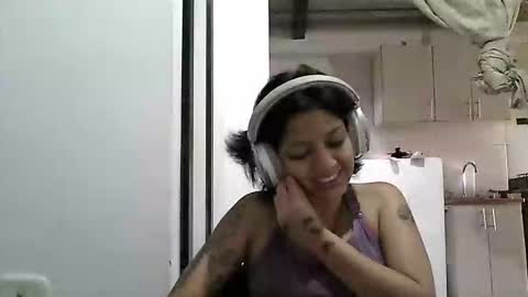 Zafiro online show from 05.11.26