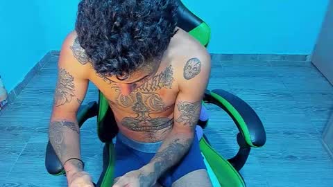 BiG Zafiro online show from 02.15.26