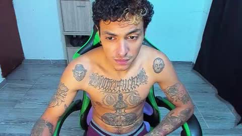 BiG Zafiro online show from 03.16.26