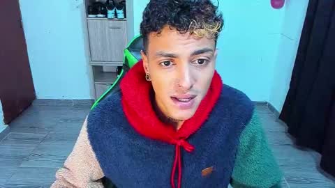 BiG Zafiro online show from 03.22.26