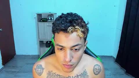 BiG Zafiro online show from 03.29.26