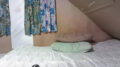 Snapshot of zaira795892 chatting on 02.02.25 zaira795892 online show from 02.02.25