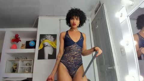 Snapshot of zaira_sofiaa_ chatting on 05.08.26 ZAIRA online show from 05.08.26