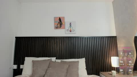 Snapshot of zairawatson chatting on 04.05.26 zaira online show from 04.05.26