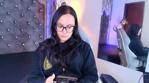   online show from 11.15.25