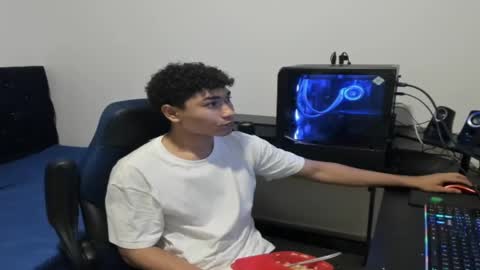 Snapshot of zammcito_ chatting on 12.06.24 zamm online show from 12.06.24