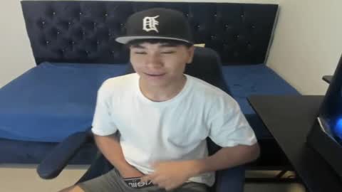 Snapshot of zammcito_ chatting on 12.30.24 zamm online show from 12.30.24