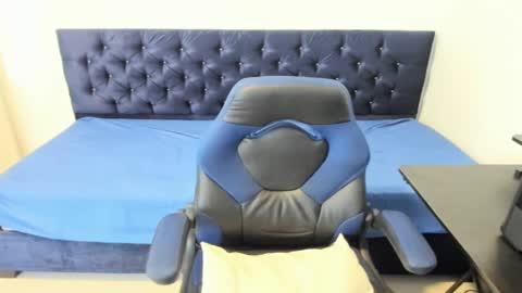 Snapshot of zammcito_ chatting on 01.06.25 zamm online show from 01.06.25